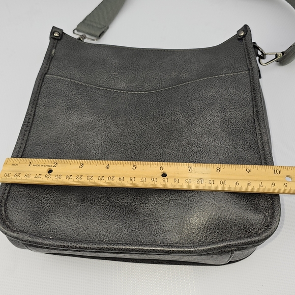 Jen & Co Posie Crossbody Bag Medium Charcoal - Picture 7 of 10
